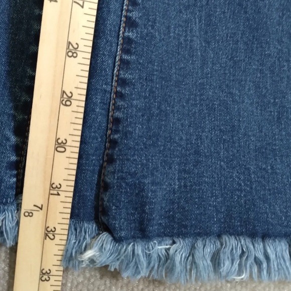 Cest Toi Jeans Women's Size 7 Bootcut Cropped Dark Wash Midrise Stretch Blue - Picture 6 of 7